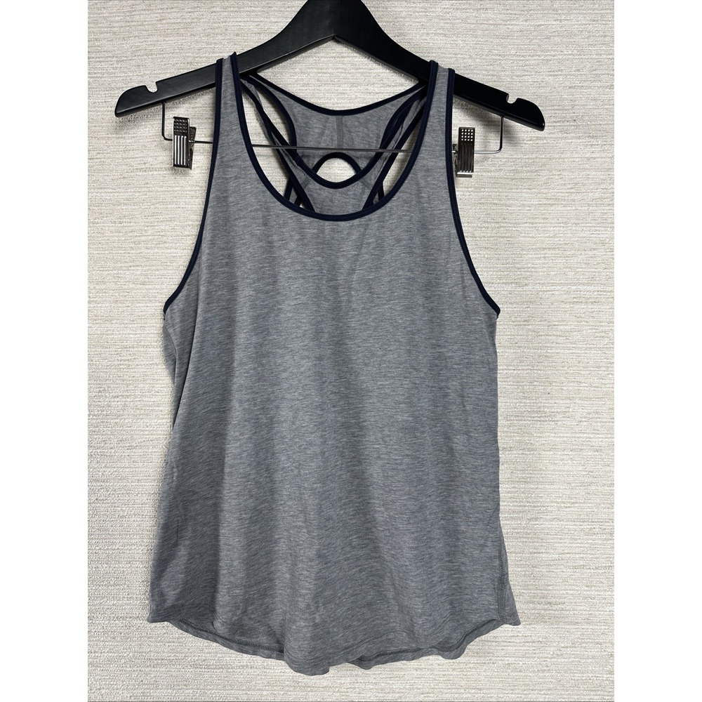 Lululemon Gray Racerback Tank Top Built In Bra‎ Strappy Back Athletic Size 6 8